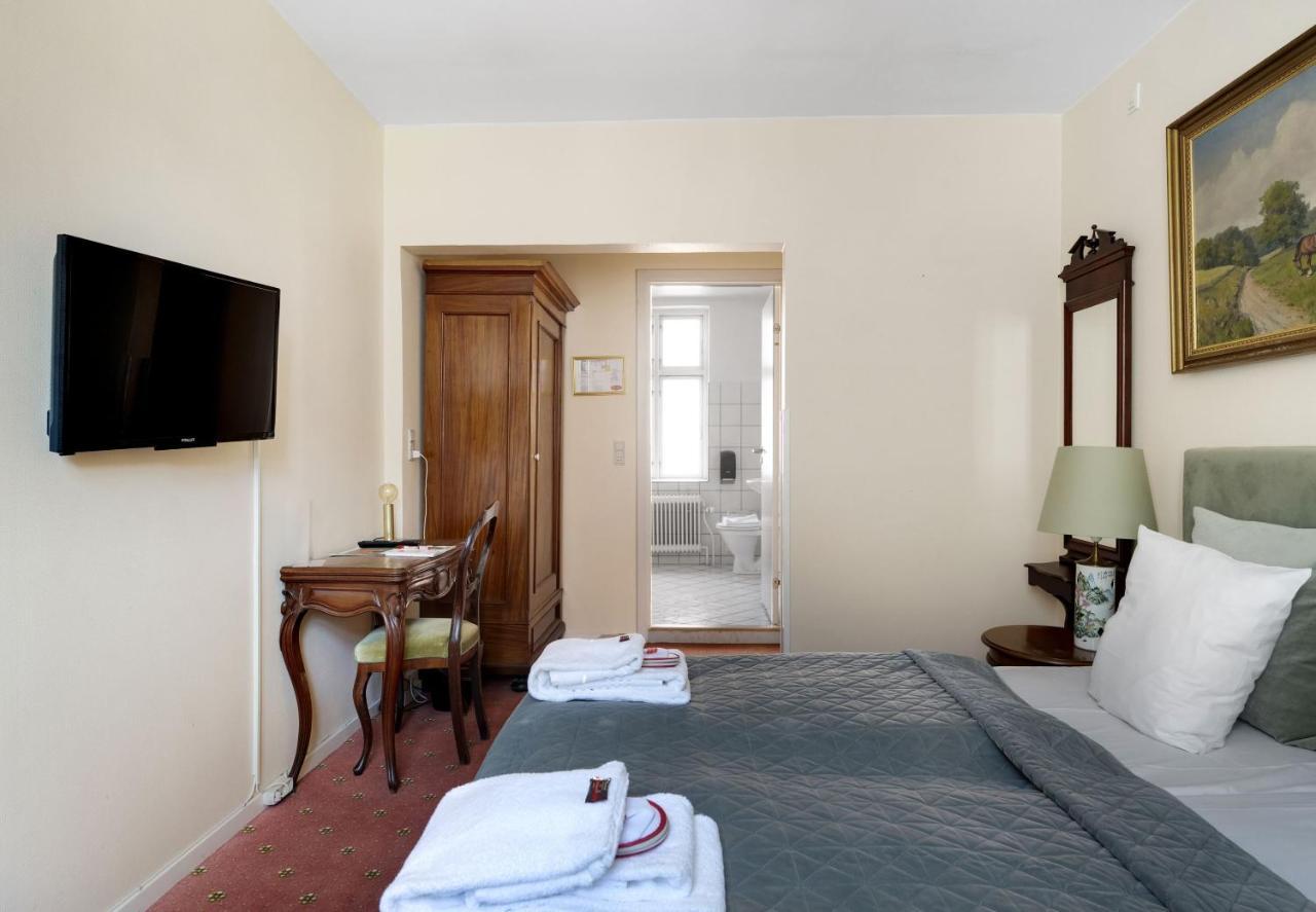 Hotel Postgaarden Fredericia Bagian luar foto
