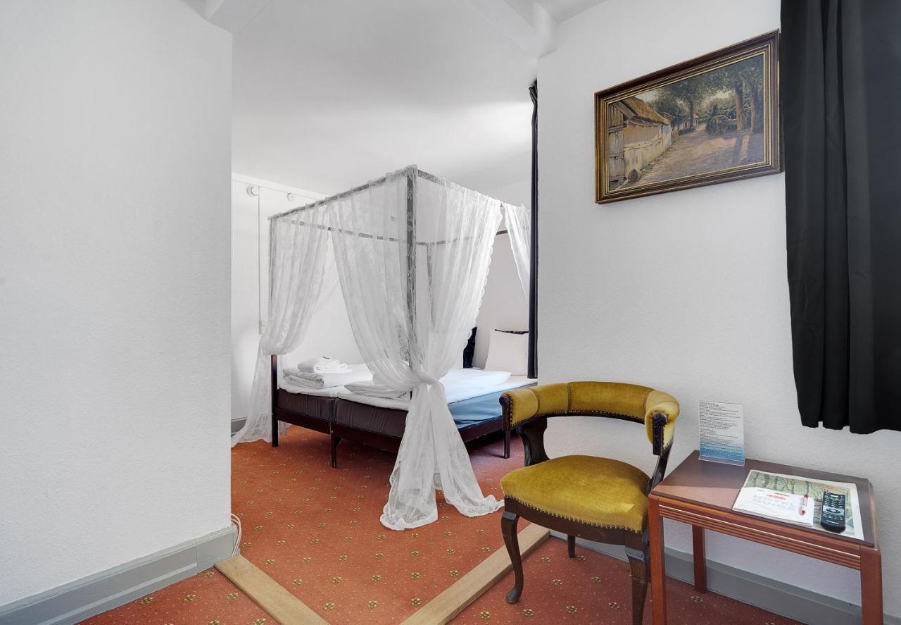 Hotel Postgaarden Fredericia Bagian luar foto