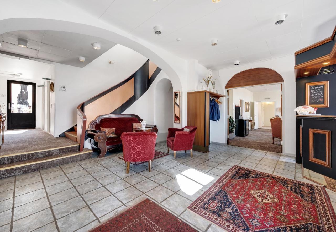 Hotel Postgaarden Fredericia Bagian luar foto